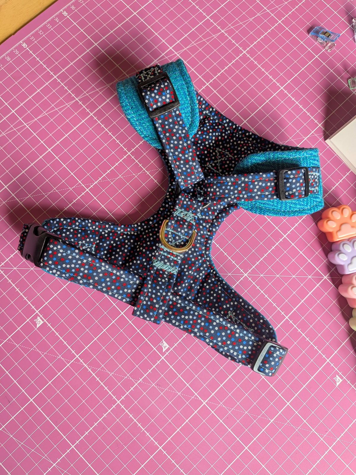 The Harris Tweed & Cotton Blend Collection Dog Harness - Country Mist